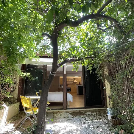 Gtrip Voula Garden Delight - 5097 Apartment Athens