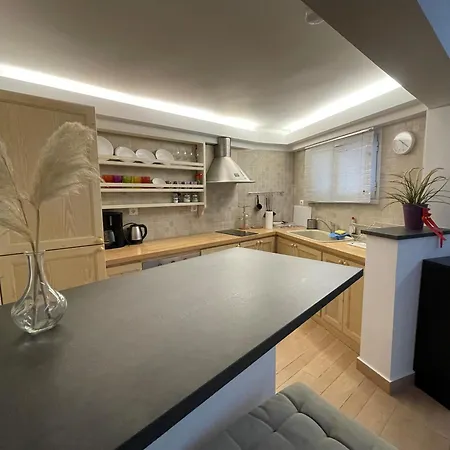Apartment Gtrip Voula Garden Delight - 5097 Athens